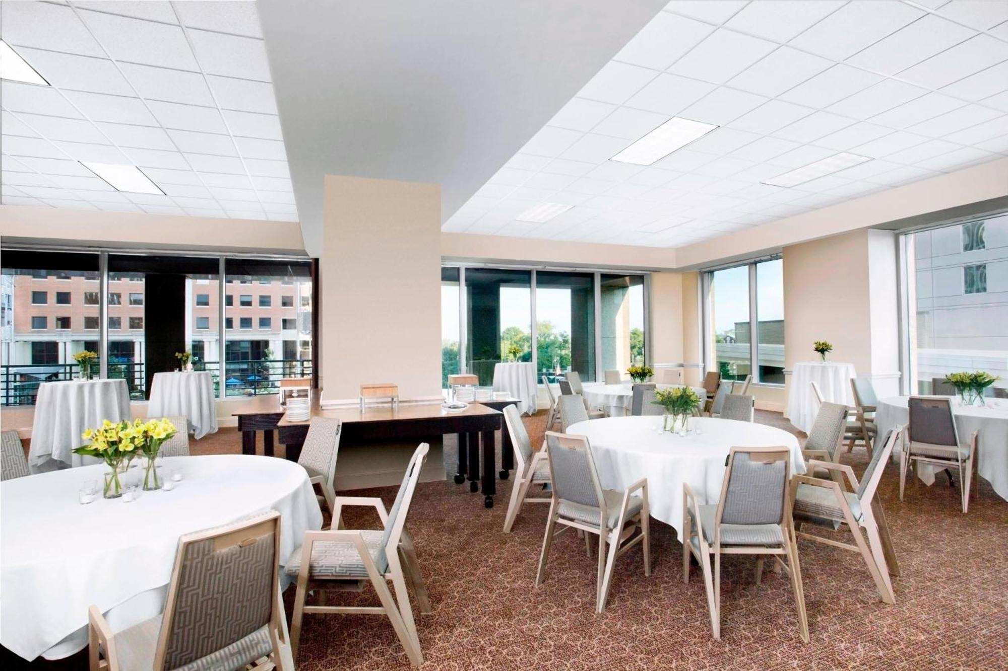 Sheraton Raleigh Hotel Dış mekan fotoğraf