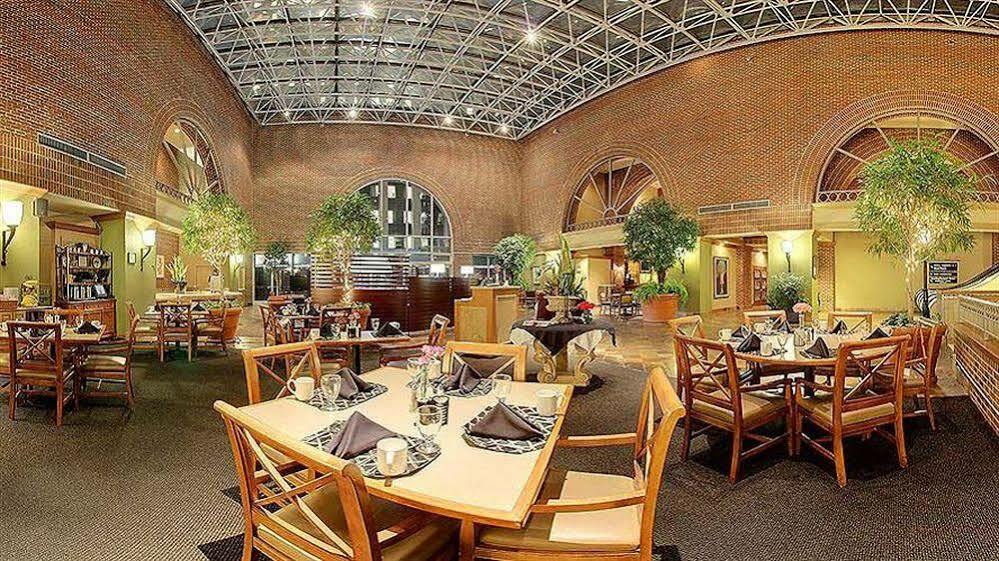 Sheraton Raleigh Hotel Dış mekan fotoğraf